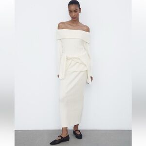 NEW WITH TAGS!! 2 pc Zara Brushed Ribbed Set